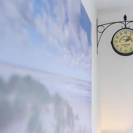 Luxe Athena Vlakbij Het *